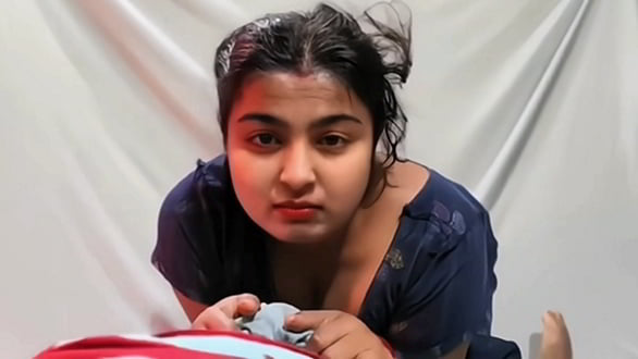 Brother shared bed Hot Hindi Short Film